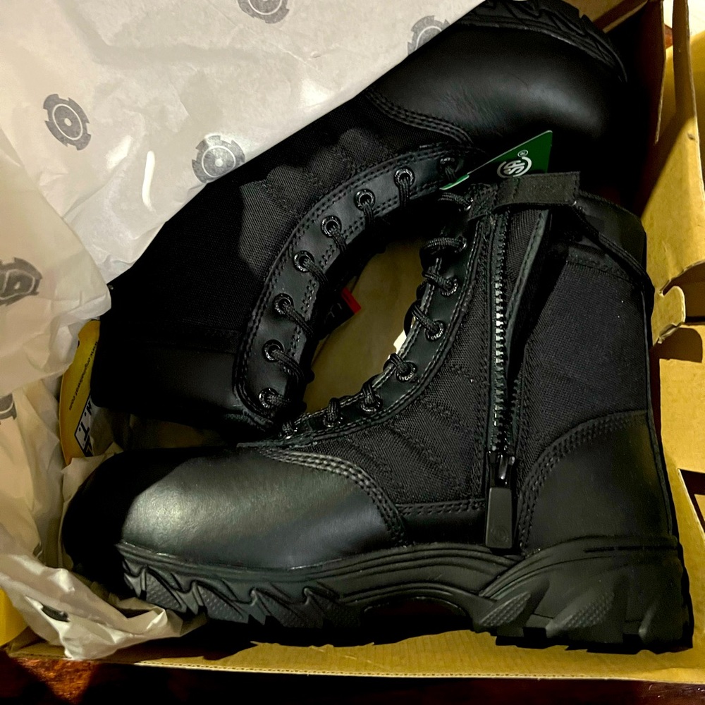 Safety shoes